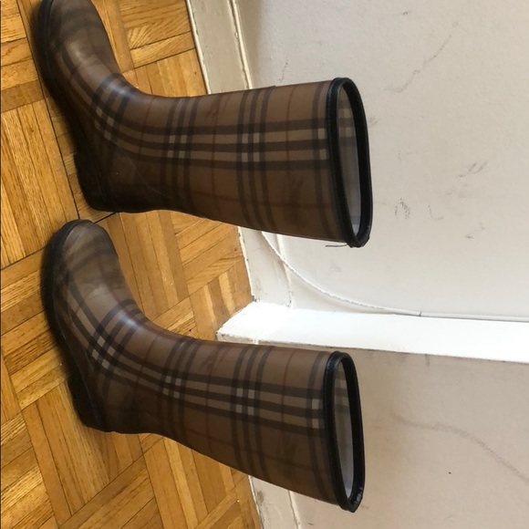 Burberry Nova Check rain boot - Picture 2 of 4